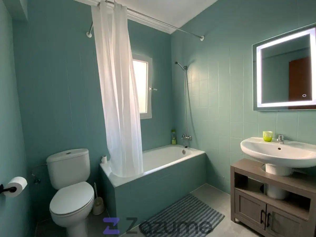 Badezimmer von Wohnung zur Miete in Moncada mit Klimaanlage, Heizung und Möbliert