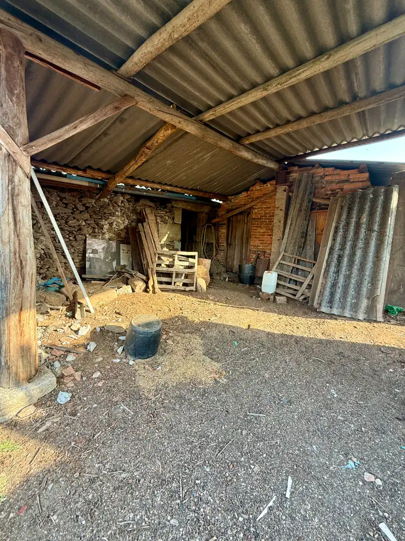 Außenansicht von Haus oder Chalet zum Verkauf in Toén mit Privatgarten, Terrasse und Abstellraum