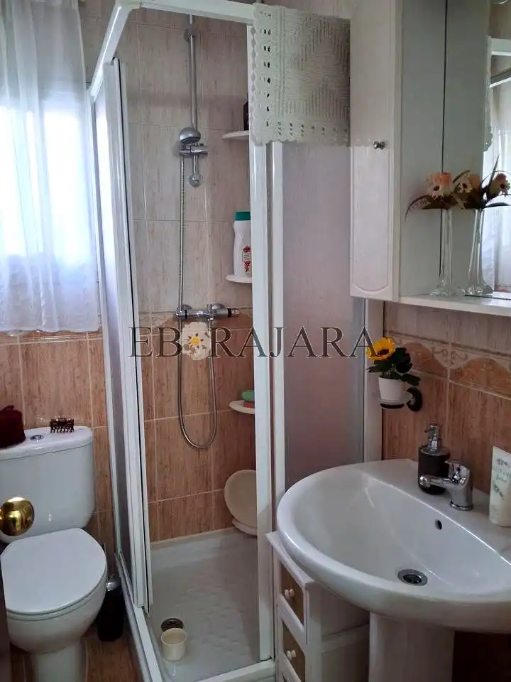 Baño de Piso en venta en Talavera de la Reina con Aire acondicionado y Calefacción