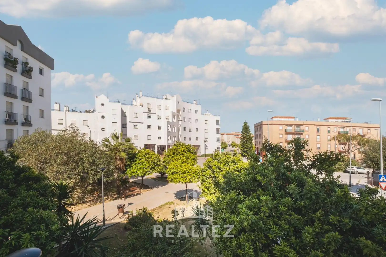Exterior view of Flat for sale in Sanlúcar de Barrameda  with Air Conditioner, Heating and Balcony