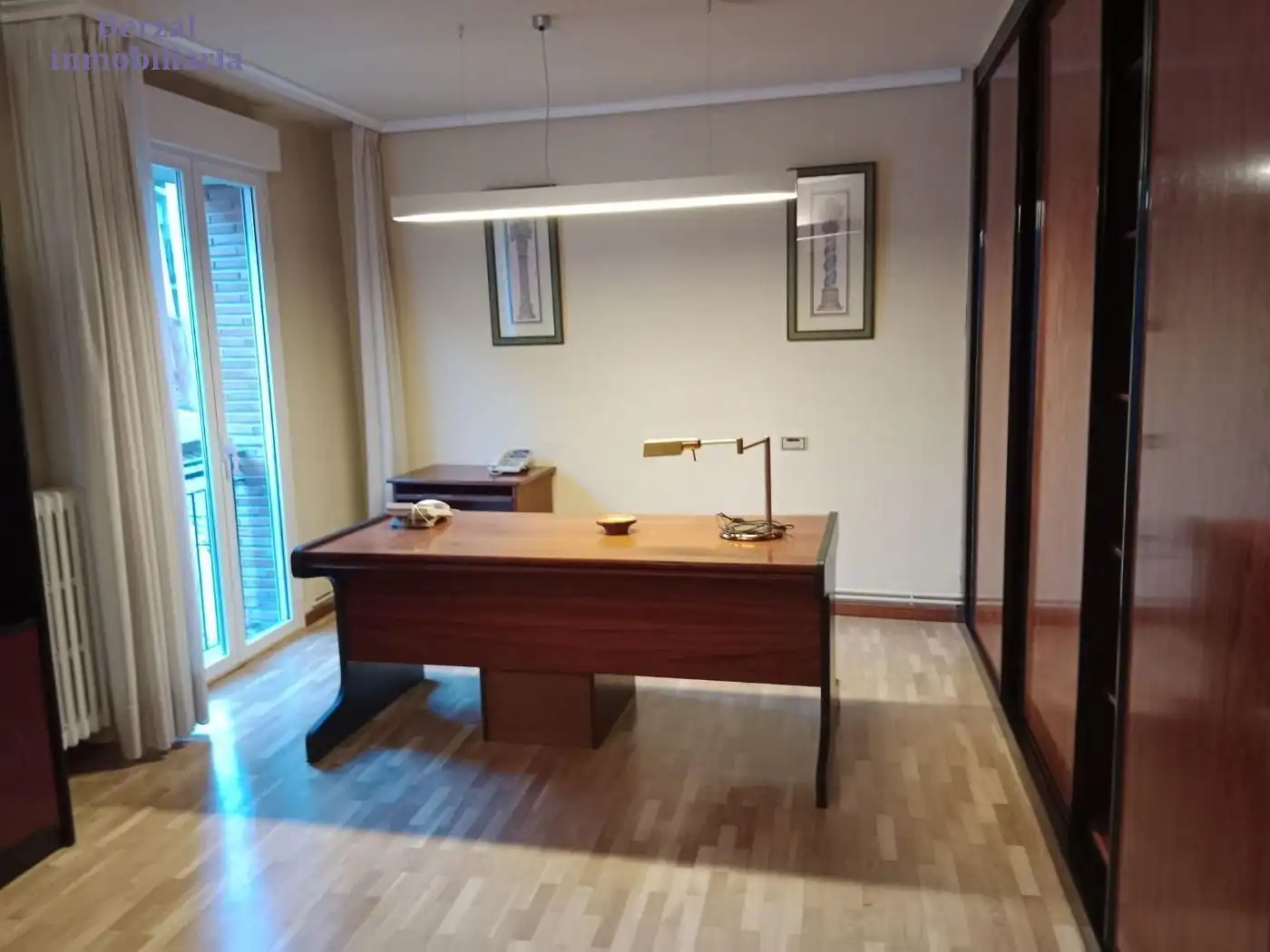 Office for rent in  Logroño  with Air Conditioner, Heating and Furnished