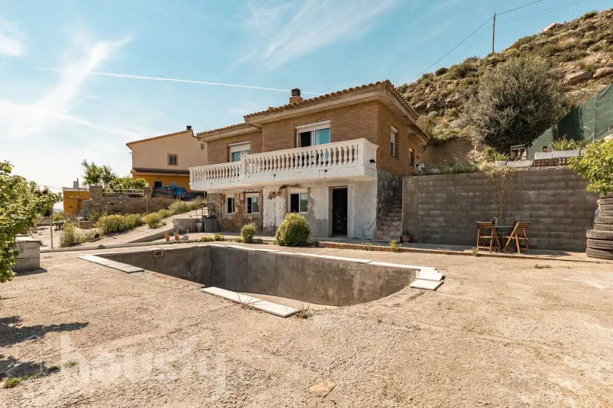 Außenansicht von Haus oder Chalet zum Verkauf in El Pont de Vilomara i Rocafort mit Klimaanlage und Gemeinschaftspool