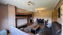 Living room of Flat for sale in Salamanca Capital  with Heating, Storage room and Furnished