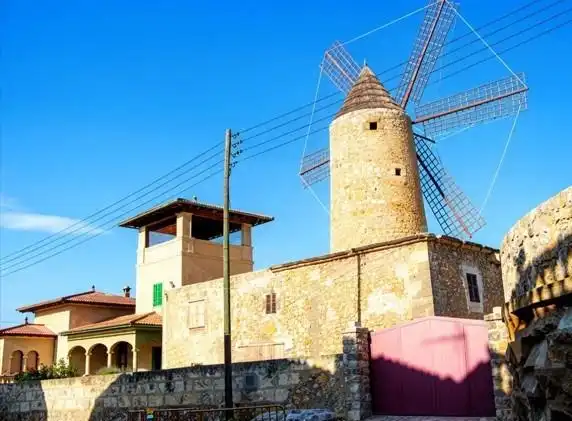 Vista exterior de Casa o xalet en venda en Maria de la Salut amb Aire condicionat, Calefacció i Jardí privat