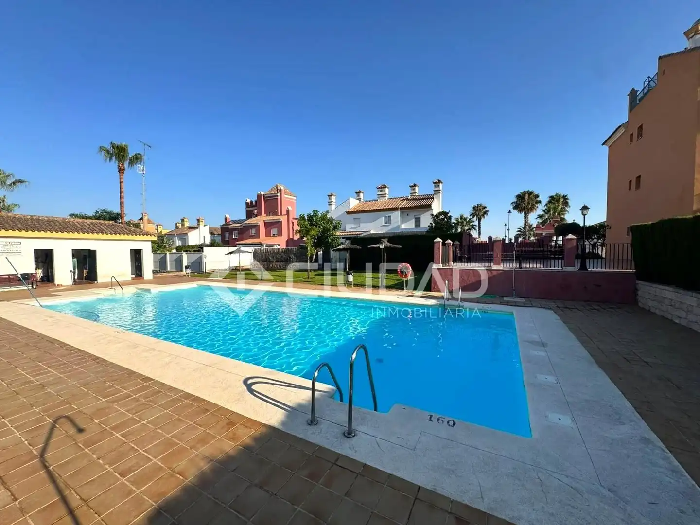 Jardín de Piso en venta en Sanlúcar de Barrameda con Aire acondicionado, Jardín privado y Amueblado
