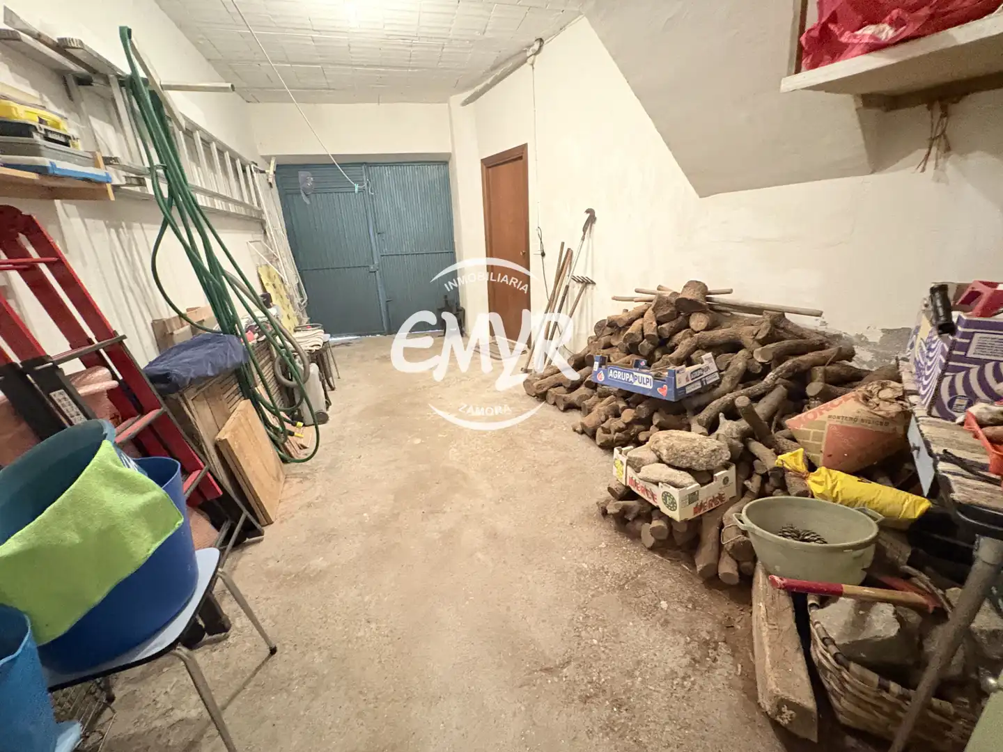 Casa adosada en venta en Fermoselle con Trastero y Balcón