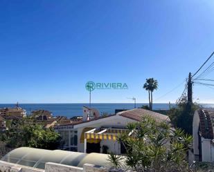 Exterior view of House or chalet for sale in Fuengirola  with Air Conditioner, Terrace and Swimming Pool