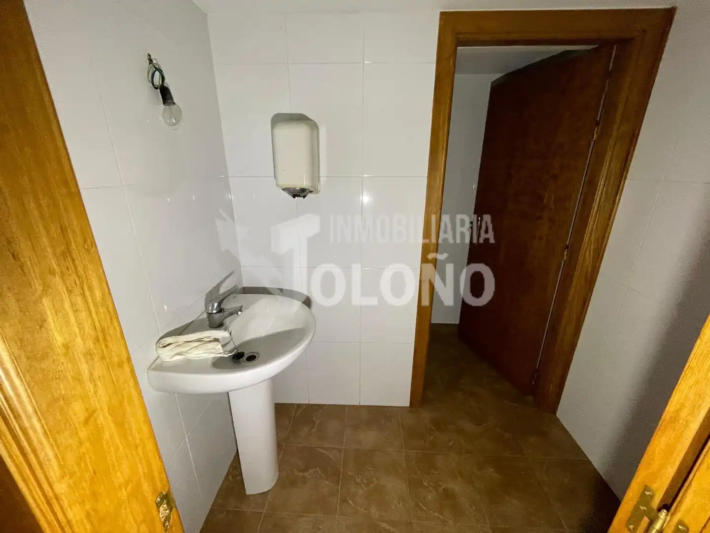 Locale commerciale in vendita a Calle Lucrecia Arana, imagen 5