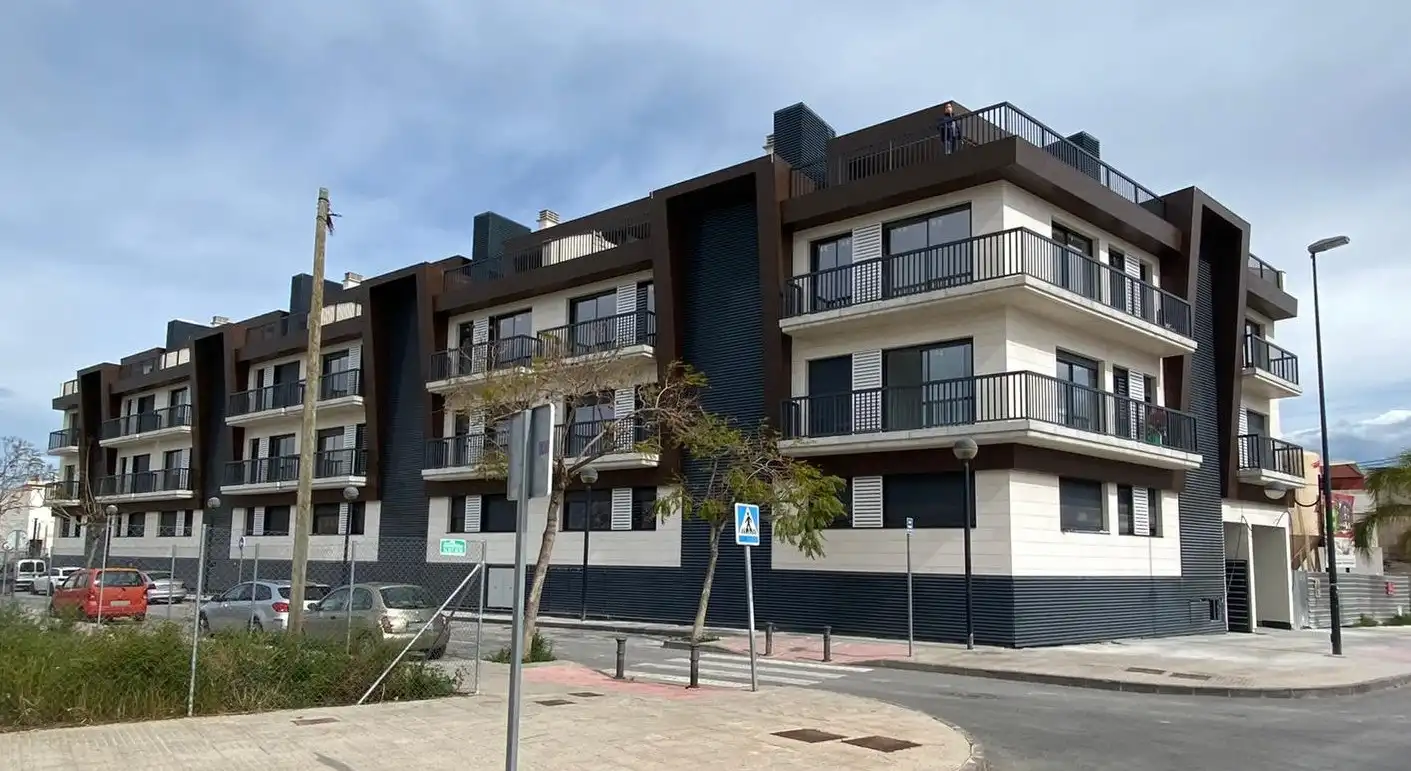 Vista exterior de Apartament en venda en Sant Joan d'Alacant amb Aire condicionat, Calefacció i Terrassa