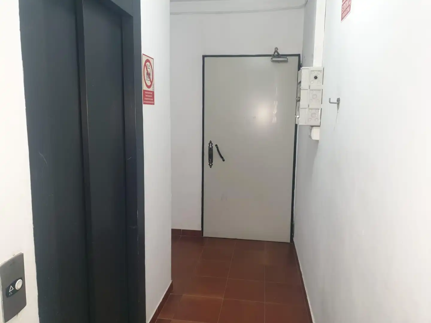 Garage zum Verkauf in Cazalla de la Sierra