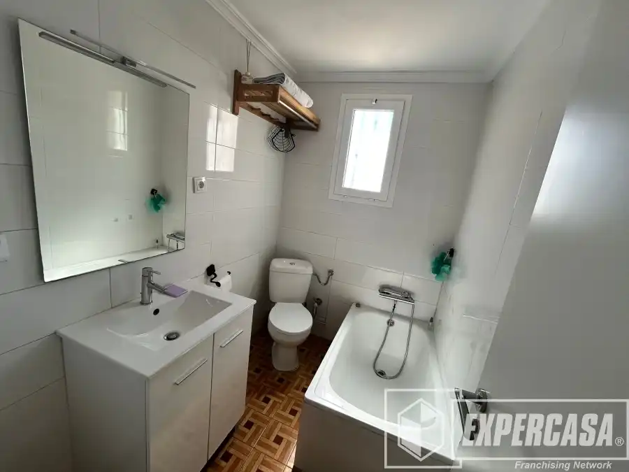 Baño de Piso en venta en Alzira con Amueblado