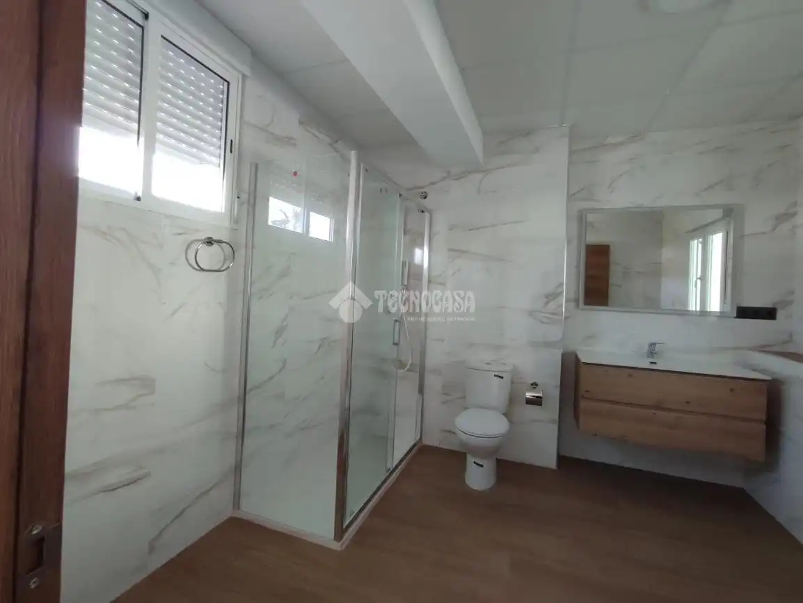 Bathroom of Flat for sale in Osuna  with Air Conditioner and Terrace