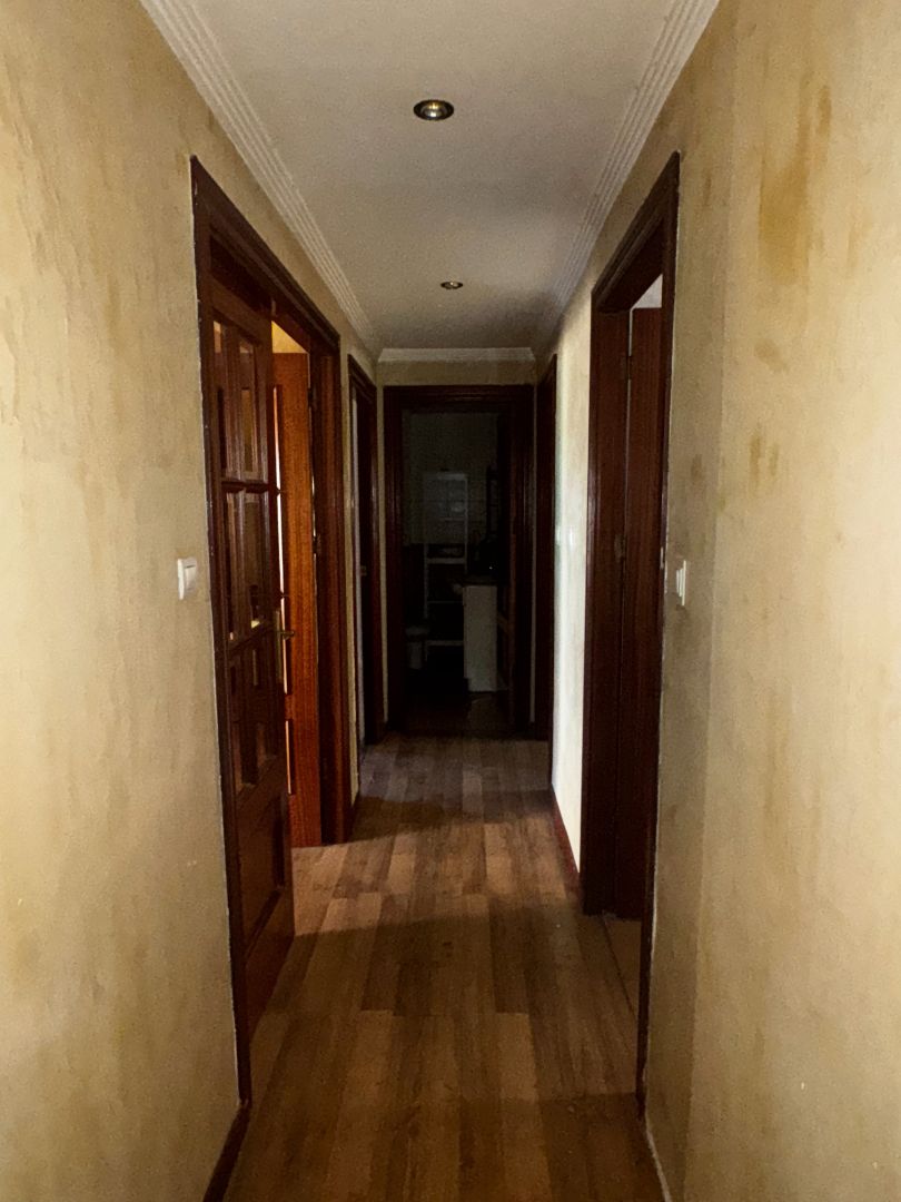 Flat for sale in  Granada Capital  with Air Conditioner and Terrace