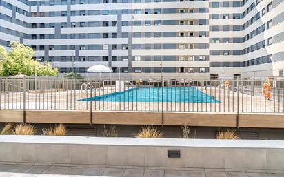 Swimming pool of Flat to rent in  Madrid Capital