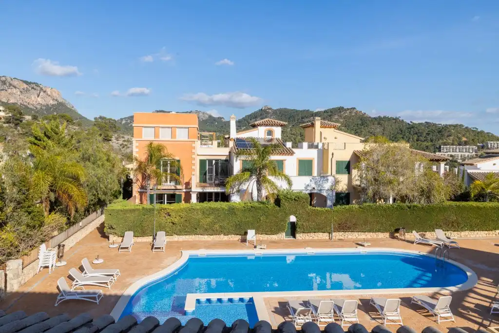 Piscina de Casa adosada en venda en Andratx amb Aire condicionat, Calefacció i Terrassa