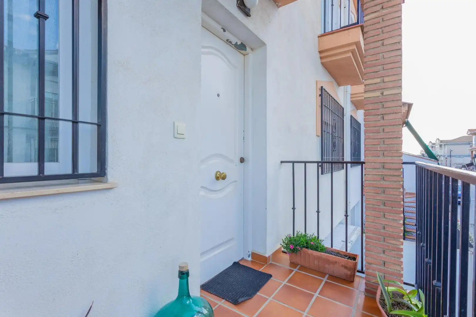 Terrassa de Casa adosada en venda en Cúllar Vega amb Aire condicionat, Calefacció i Moblat