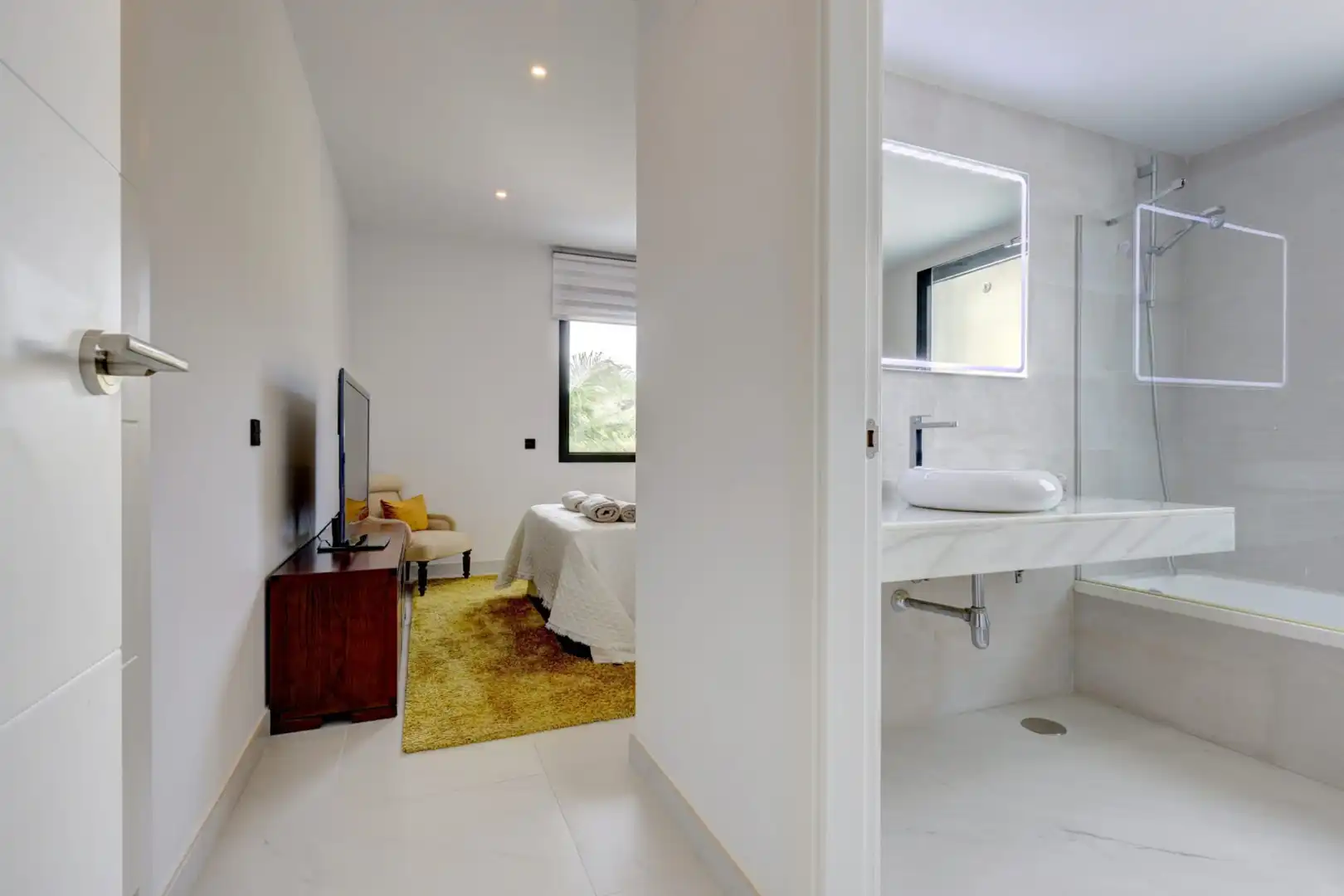 Apartament amb piscina en venda a Altos de Estepona, imagen 30