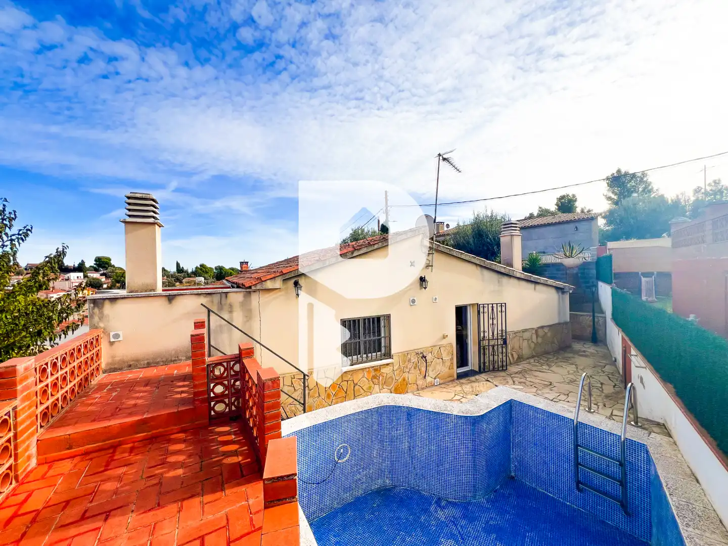 Vista exterior de Casa o chalet en venta en Esparreguera con Aire acondicionado, Calefacción y Jardín privado
