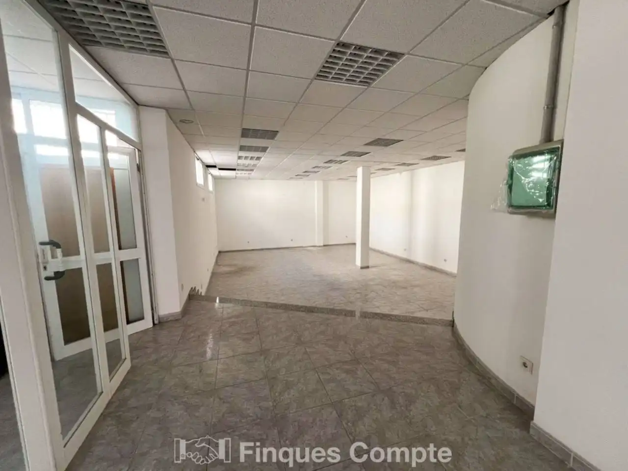 Gewerbefläche zum Verkauf in Calle Joan Carles I 04-06, imagen 6