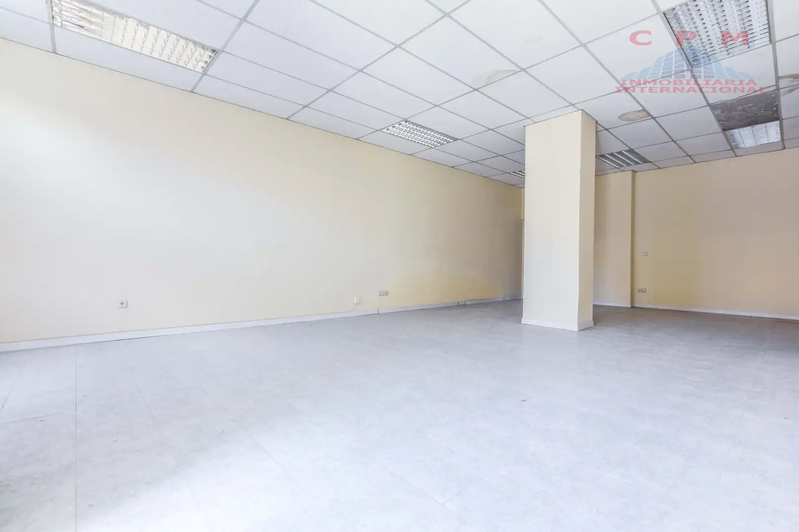 Local comercial en venta en Centro, imagen 3