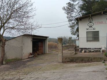 Country house for sale in Carrer Vilamaniscle 2