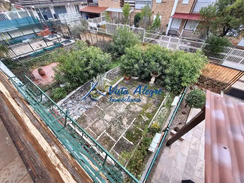 Casa adosada en venta en Labastida / Bastida con Jardín privado, Terraza y Trastero