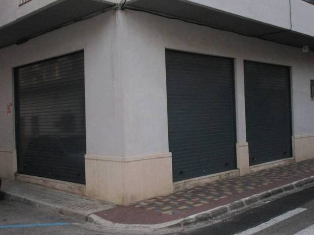 Local comercial en Alquiler en L'Ampolla
