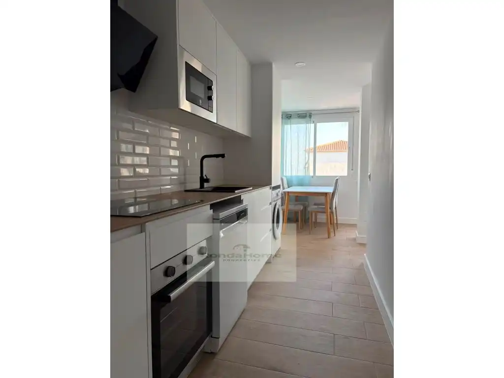 Flat for rent in Avenida Andalucia (Caleta Velez), Caleta de Vélez