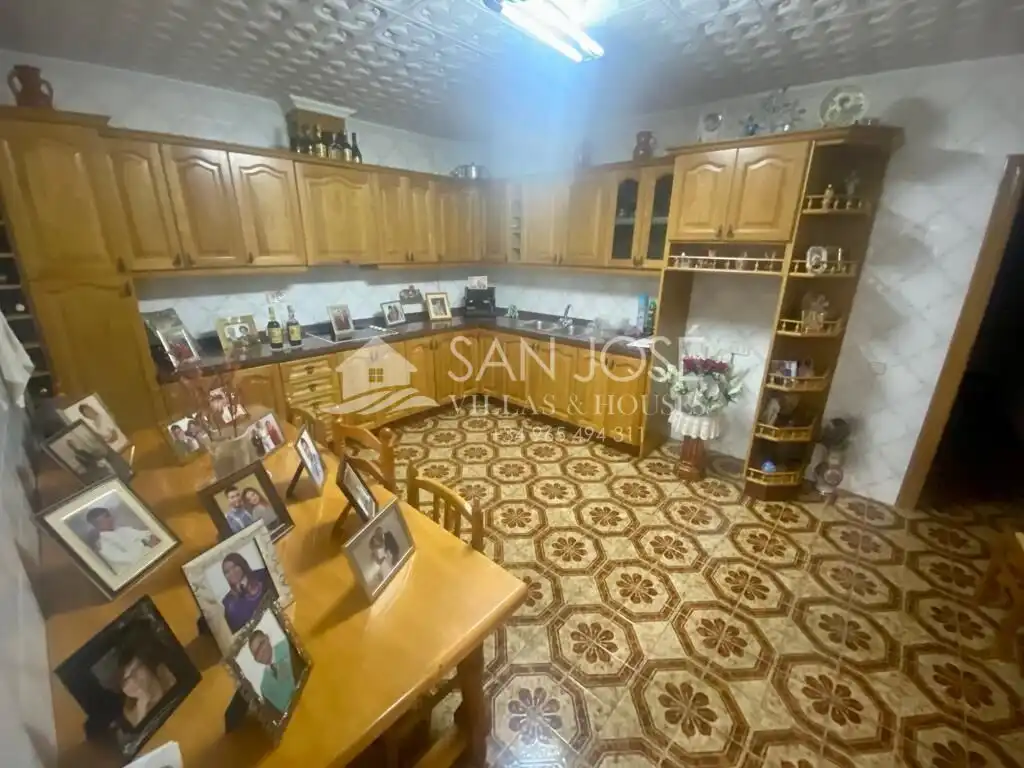 Kitchen of Houses for sale in San Vicente del Raspeig / Sant Vicent del Raspeig  with Air Conditioner, Private garden and Terrace