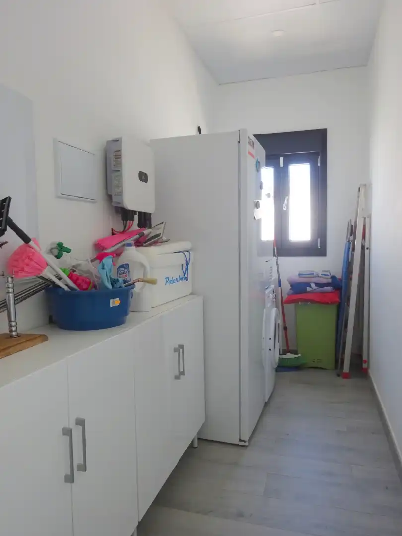 Cuina de Casa o xalet en venda en Alhaurín de la Torre amb Aire condicionat, Calefacció i Jardí privat