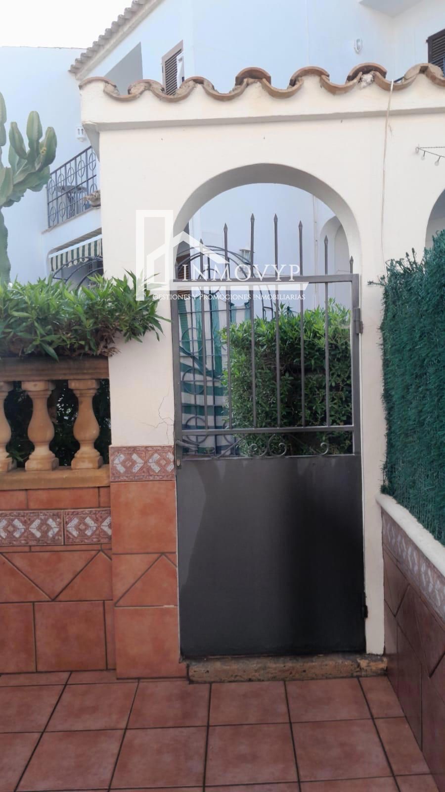 Casa adosada en venda a Ramon llull, Palmanova