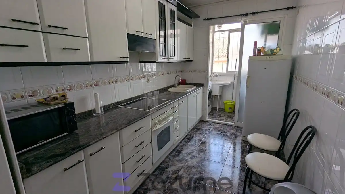 Cocina de Piso de alquiler en Murcia con Aire acondicionado, Calefacción y Terraza