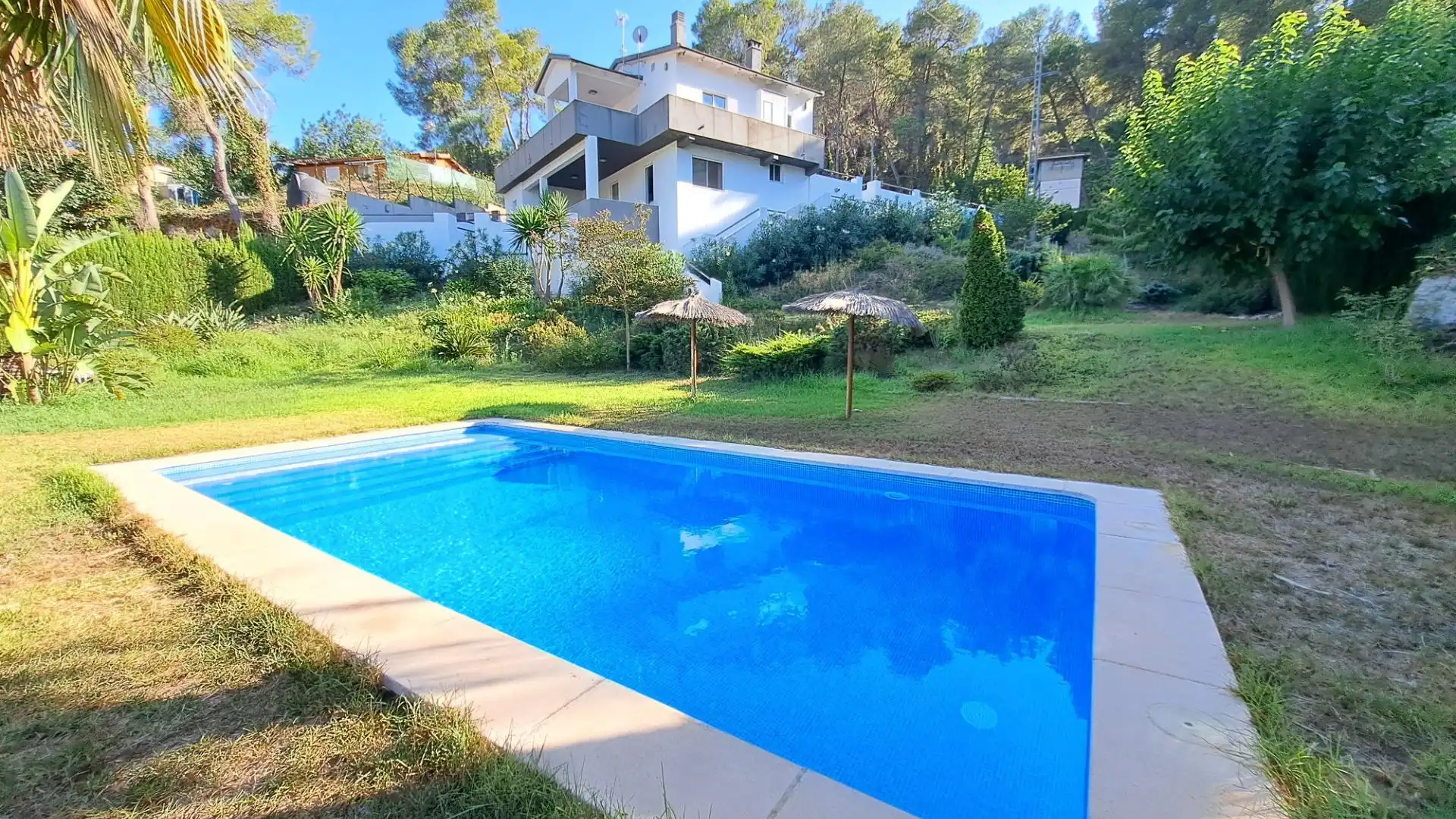 Garden of Houses for sale in Alzira  with Air Conditioner, Private garden and Parquet flooring