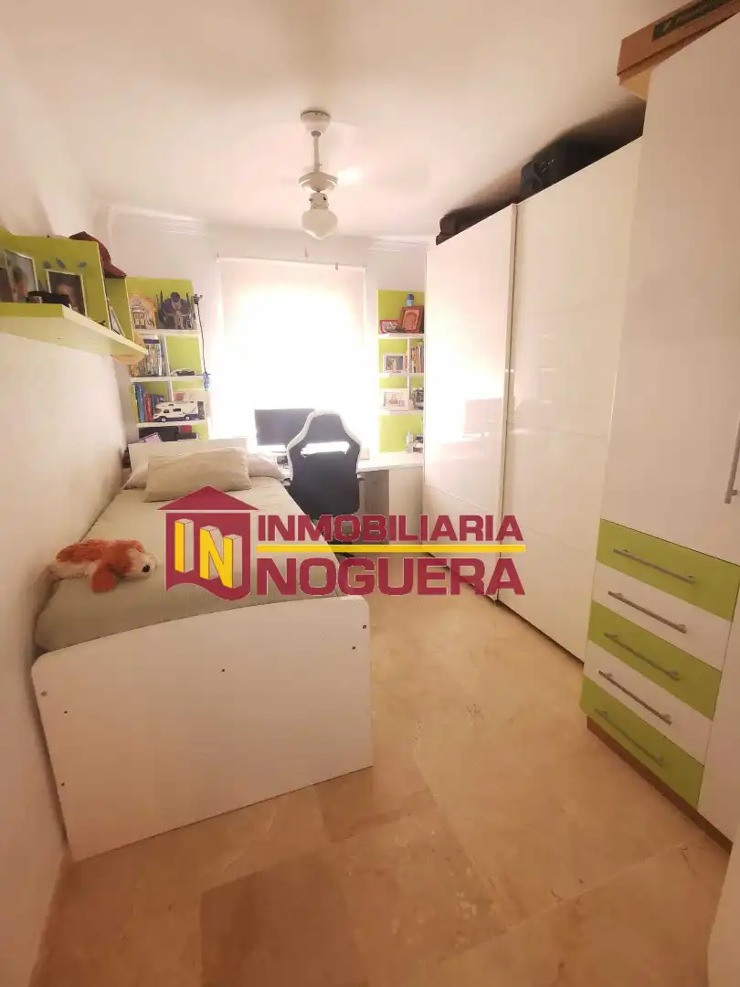 Habitación de Casa o chalet en venta en Écija