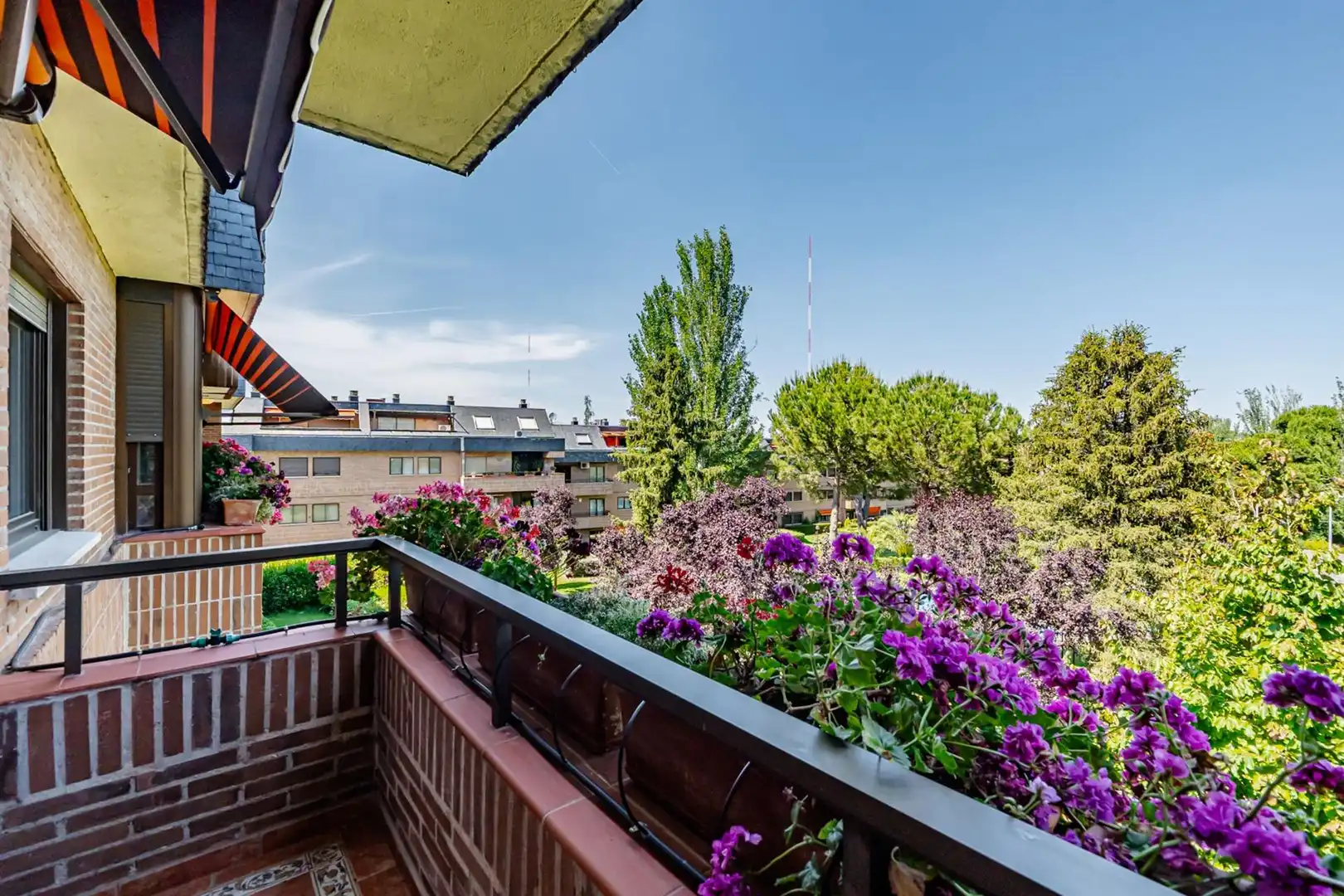 Terrasse von Maisonette zum Verkauf in Majadahonda mit Heizung, Privatgarten und Terrasse