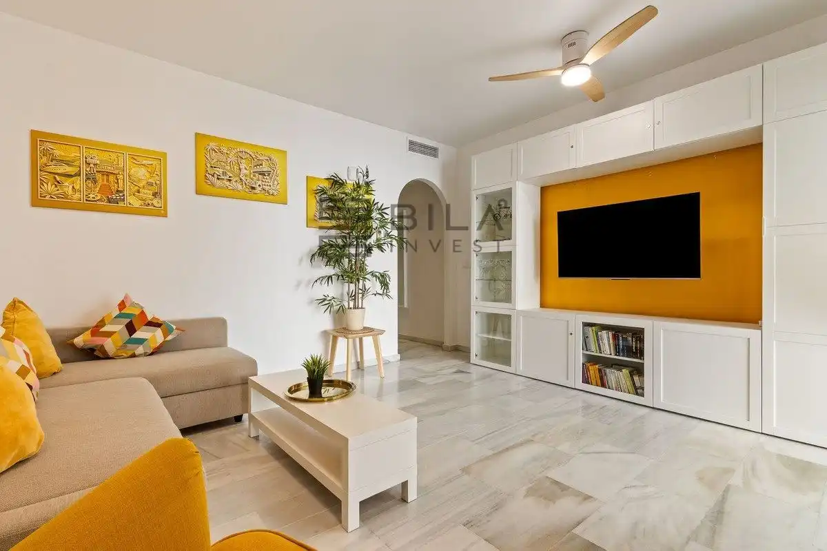 Sala d'estar de Pis en venda en Riviera del Sol