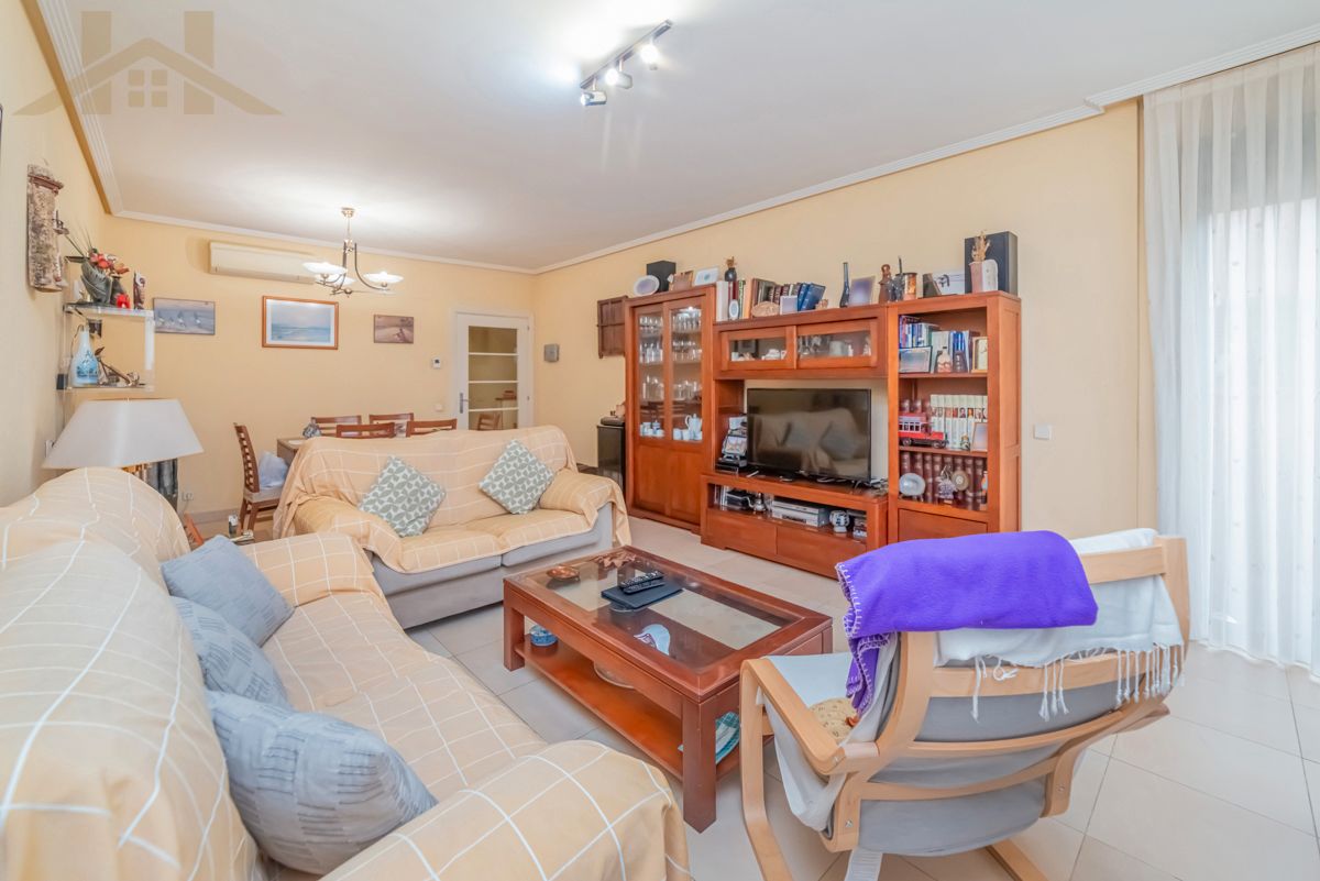 Sala de estar de Casa o chalet en venta en Rivas-Vaciamadrid con Aire acondicionado, Calefacción y Jardín privado