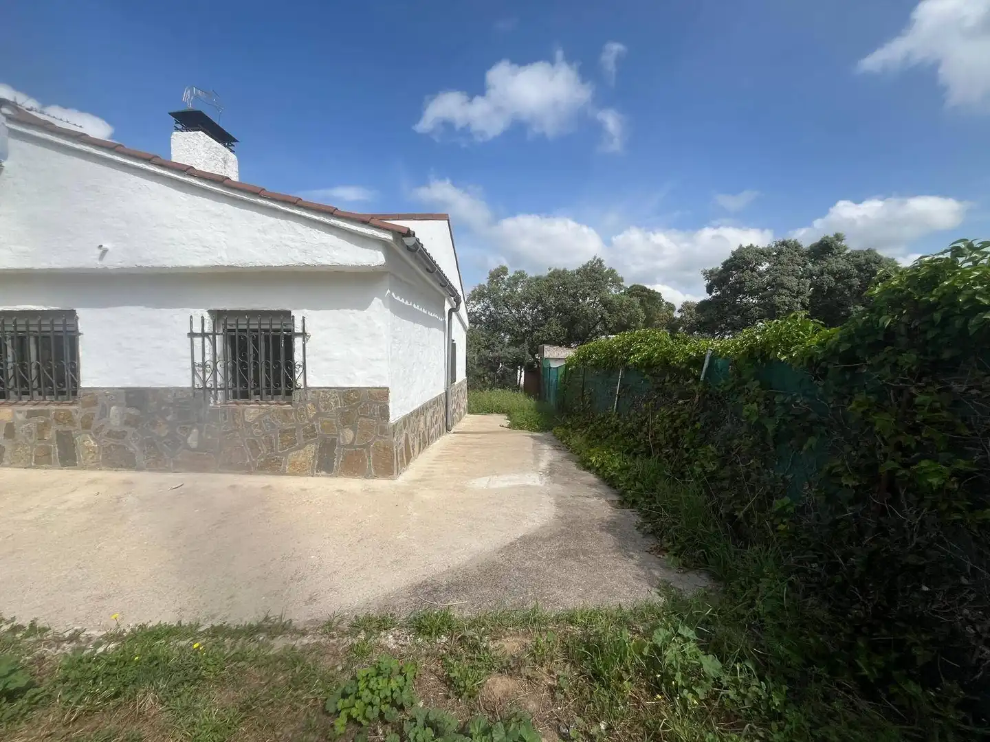 Exterior view of Houses for sale in El Casar de Escalona  with Heating, Terrace and Alarm