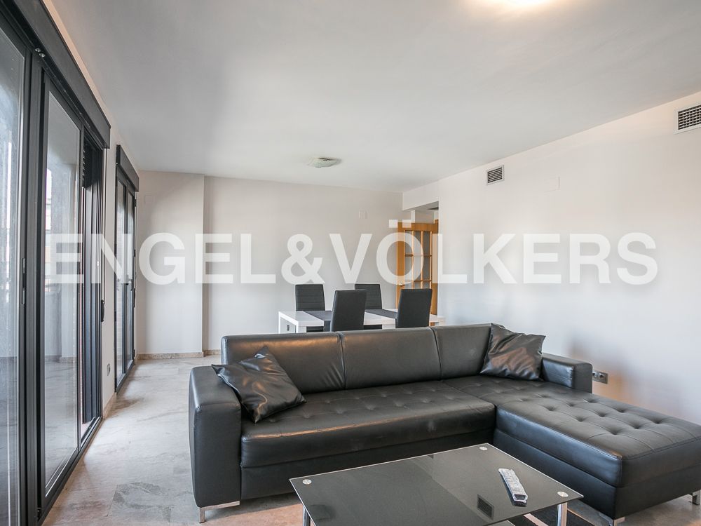 Sala d'estar de Àtic de lloguer en  Valencia Capital amb Aire condicionat, Calefacció i Terrassa