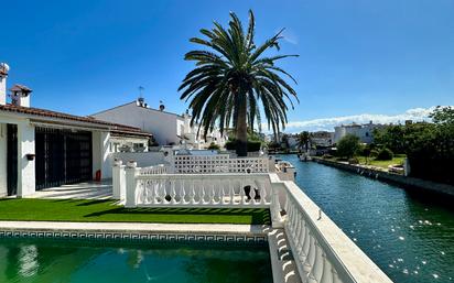 Single-family semi-detached for sale in Cap Ras - Creus - Falconera, Empuriabrava