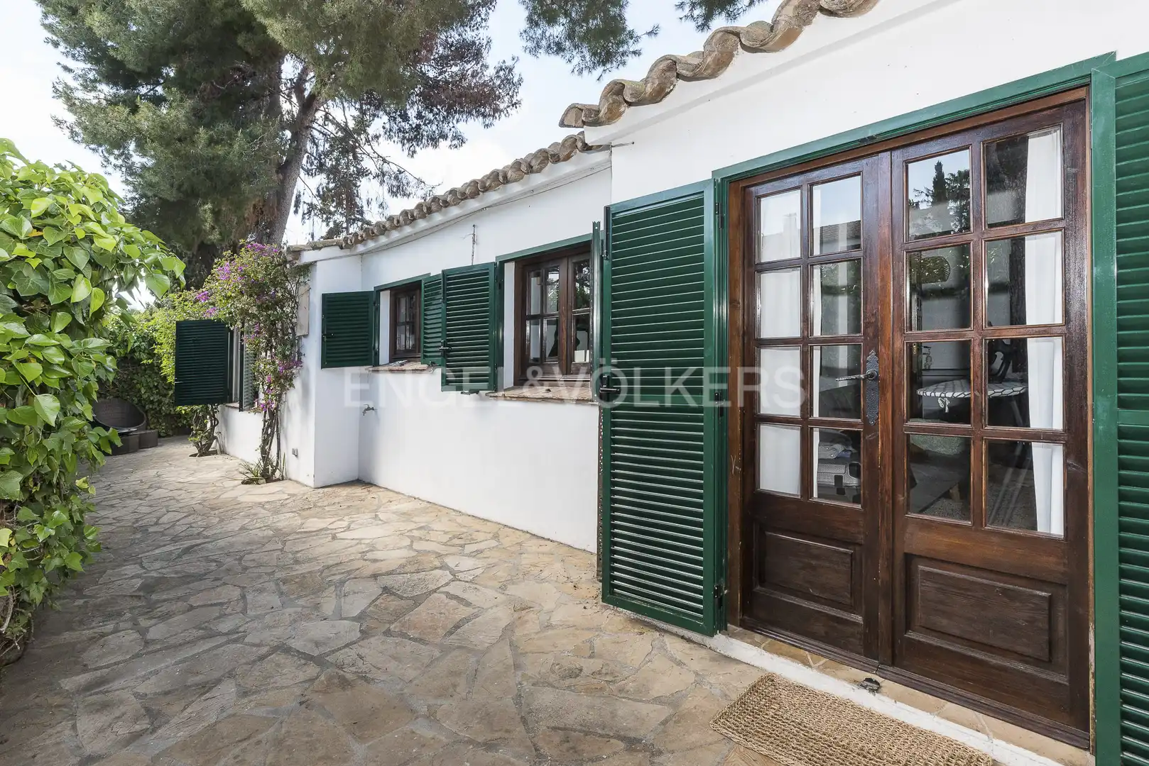 Exterior view of Buildings for sale in Sant Pere de Ribes