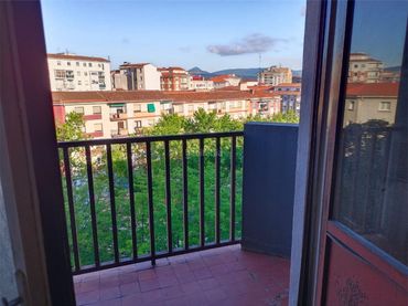 Flat with lift for sale in Ibiaren Kalea 20