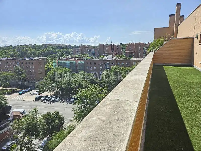 Terrasse von Dachboden zur Miete in Madrid mit Klimaanlage, Heizung und Terrasse