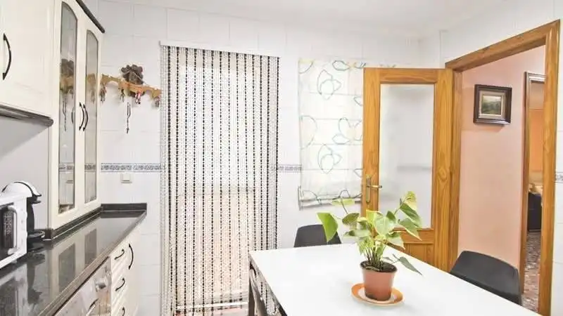 Cuina de Casa o xalet en venda en Motril amb Aire condicionat i Balcó