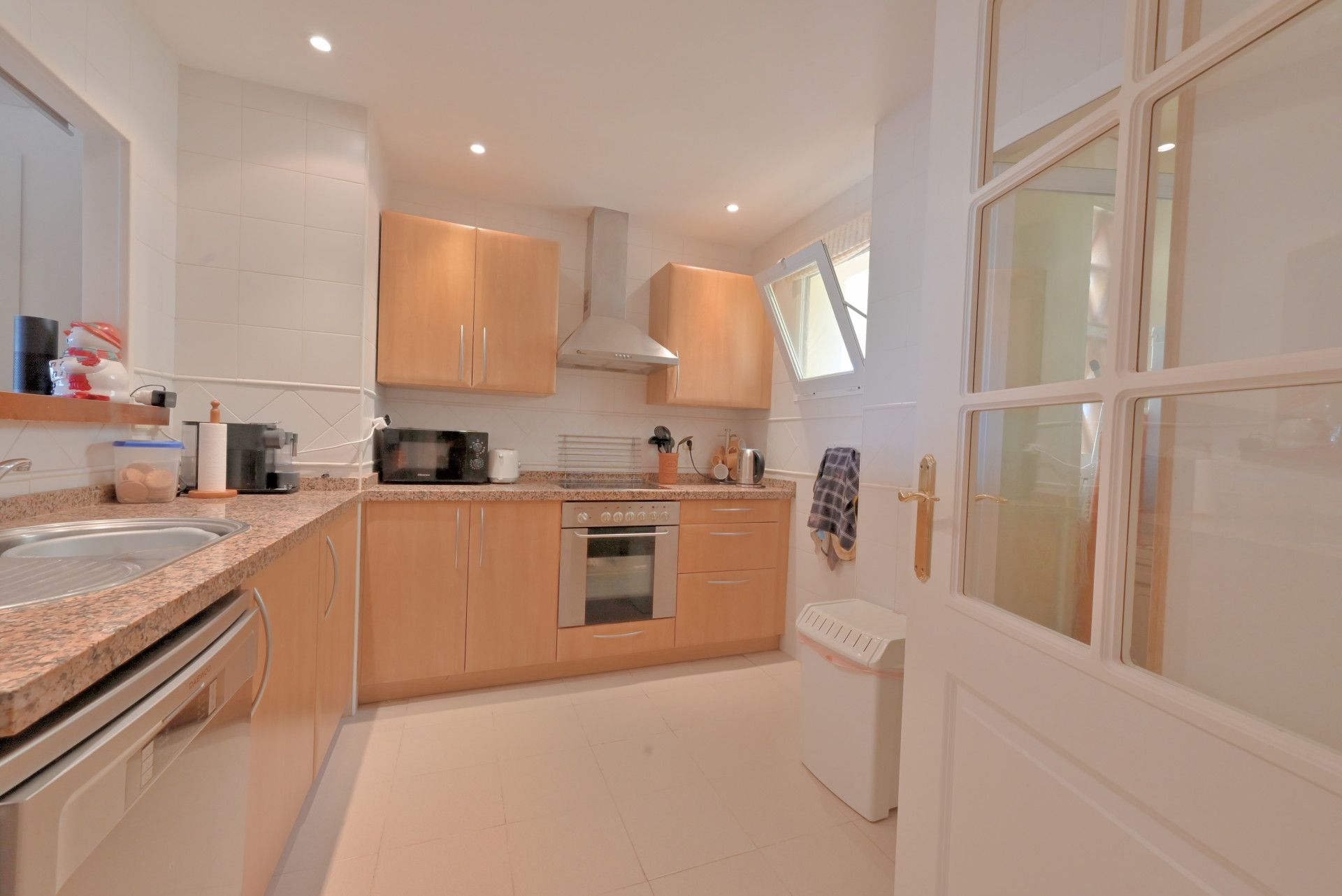 Kitchen of Apartment for sale in Mijas  with Air Conditioner, Terrace and Swimming Pool