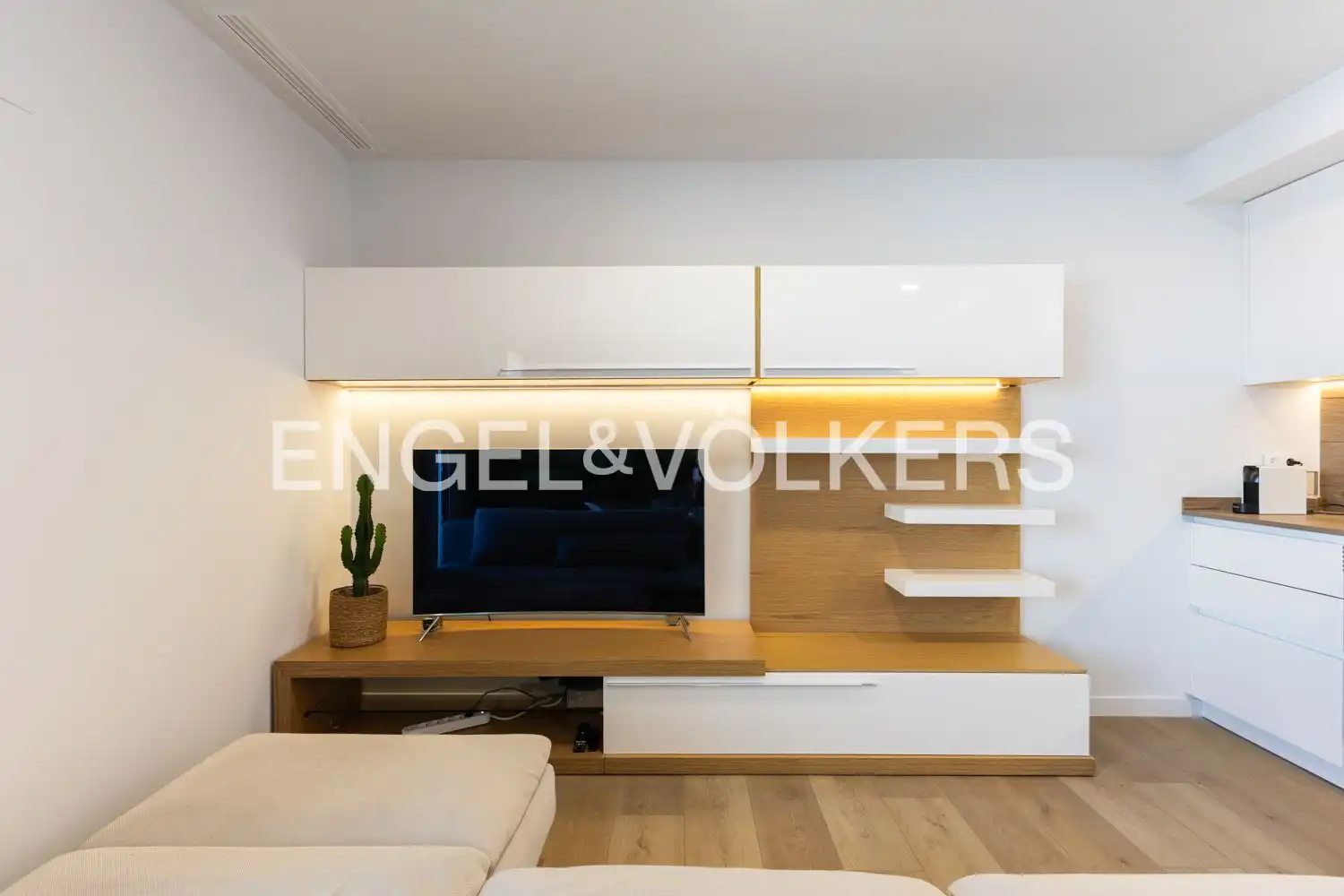 Living room of Flat for rent in El Puig de Santa Maria  with Air Conditioner, Heating and Private garden