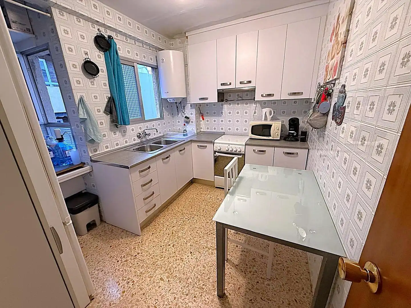 Cuina de Pis en venda en Benidorm amb Terrassa i Balcó