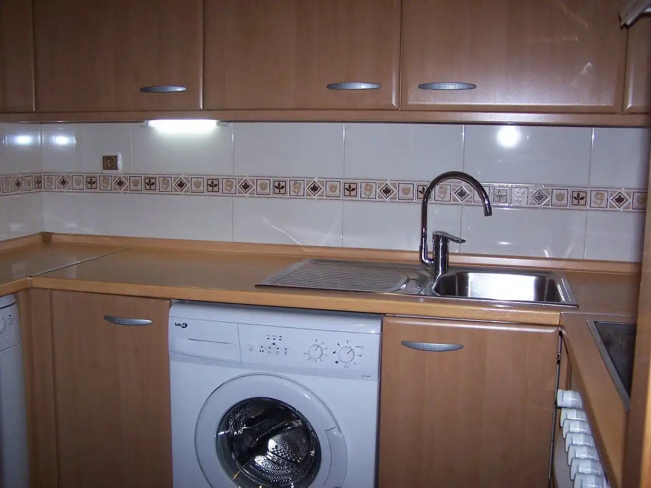 Kitchen of Flat for rent in Pozuelo de Alarcón  with Air Conditioner, Heating and Parquet flooring