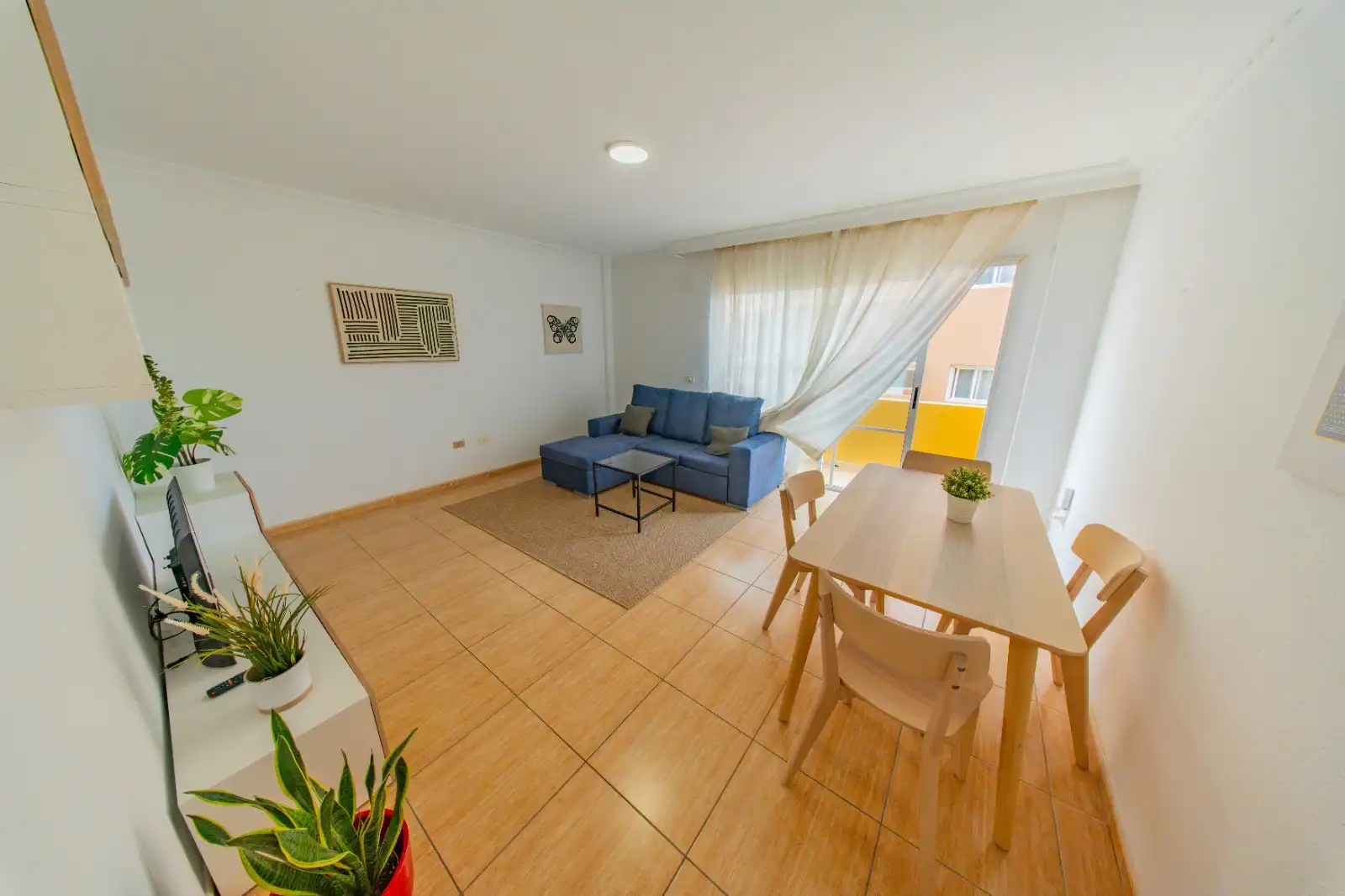 Sala d'estar de Pis en venda en San Miguel de Abona amb Traster, Moblat i Balcó