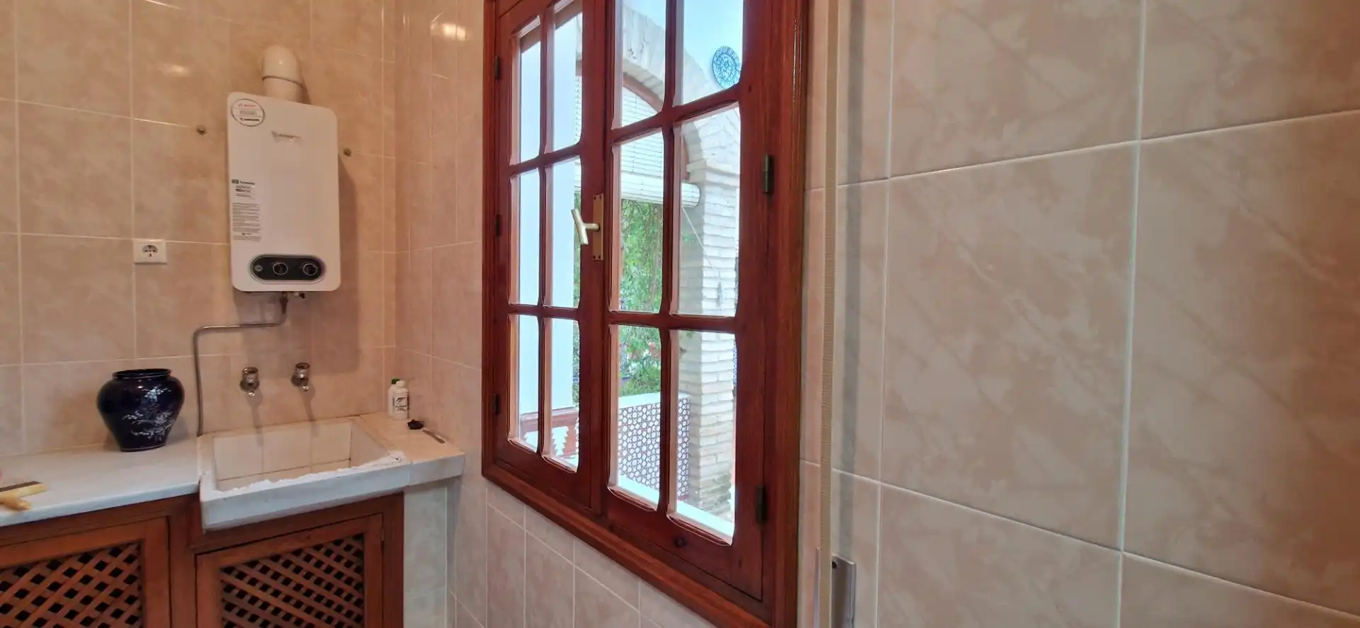 Baño de Casa o chalet en venta en Fernán-Núñez con Jardín privado, Terraza y Trastero